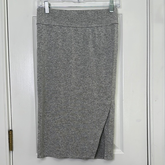 LOFT Dresses & Skirts - LOFT Gray Midi Pencil Skirt with Slit for Casual Work